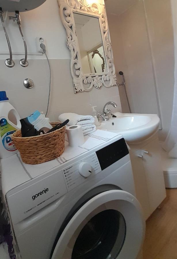 Dida Roko, Rustikalni Apartman S Terasom Kaštela Exterior foto